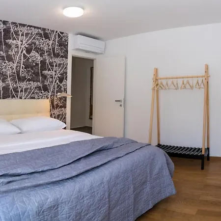 Rivus Apartment *